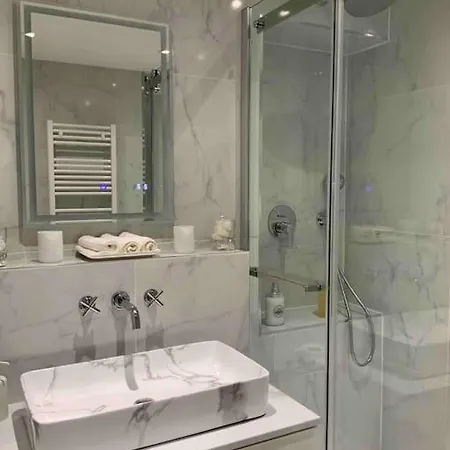 Apartment L'elegance Du Prado Marseille